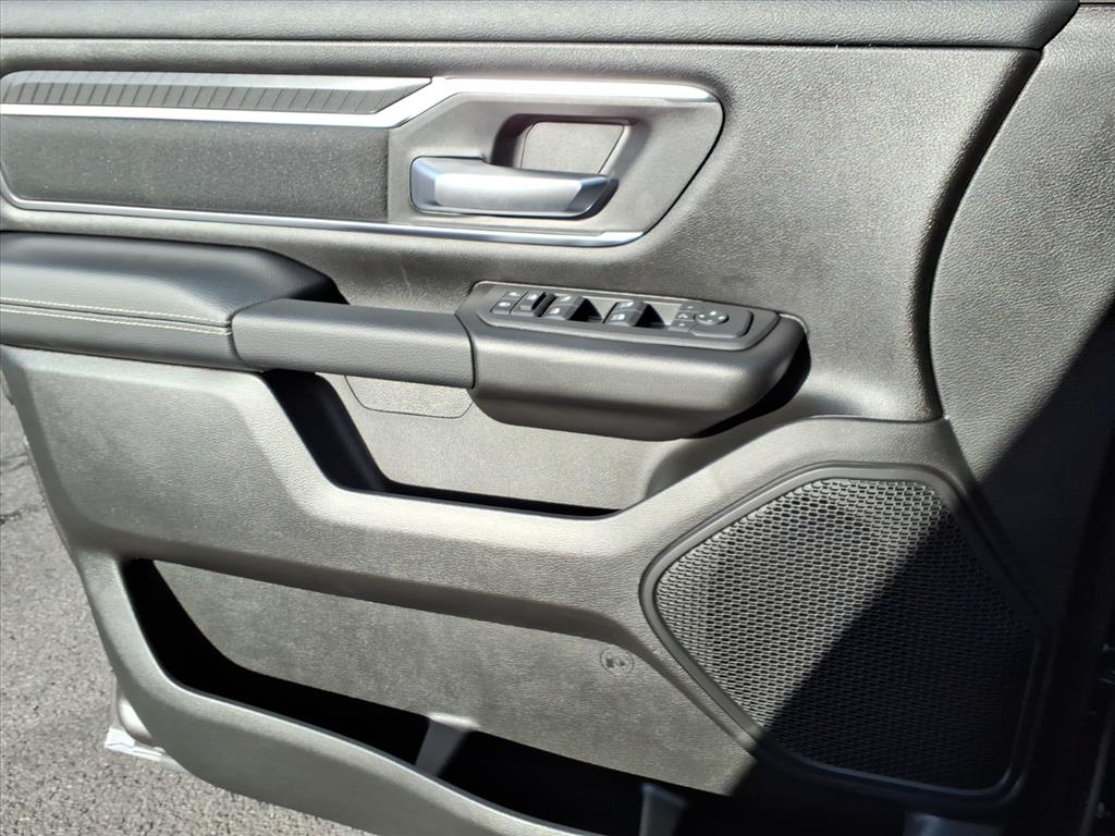 2026 RAM 1500 Big Horn/Lone Star - Photo 8