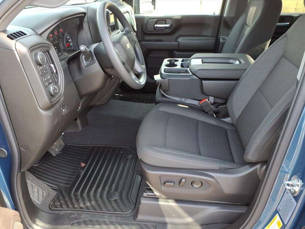 New 2026 Chevrolet Silverado 2500HD Custom Truck