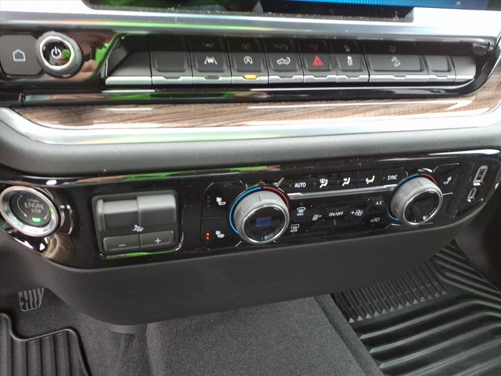 2026 Chevrolet Silverado 1500 LT - Photo 10