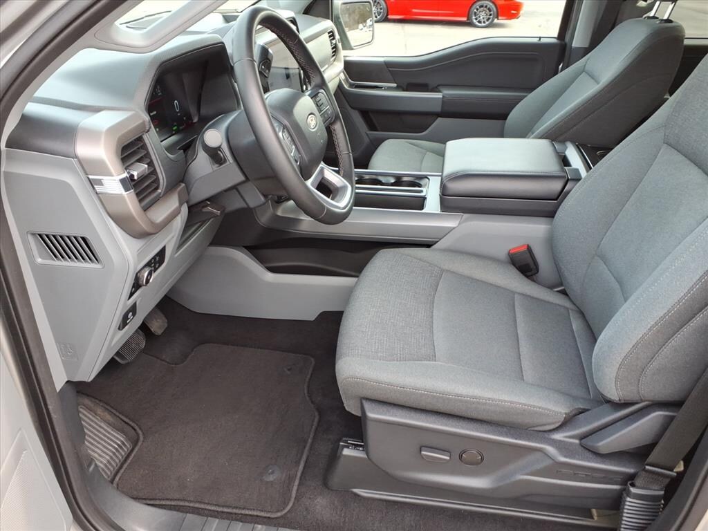 Used 2025 Ford F-150 XLT Truck