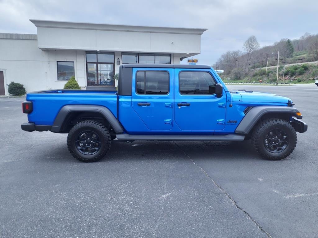 Used 2023 Jeep Gladiator Sport with VIN 1C6HJTAG6PL549182 for sale in North Tazewell, VA