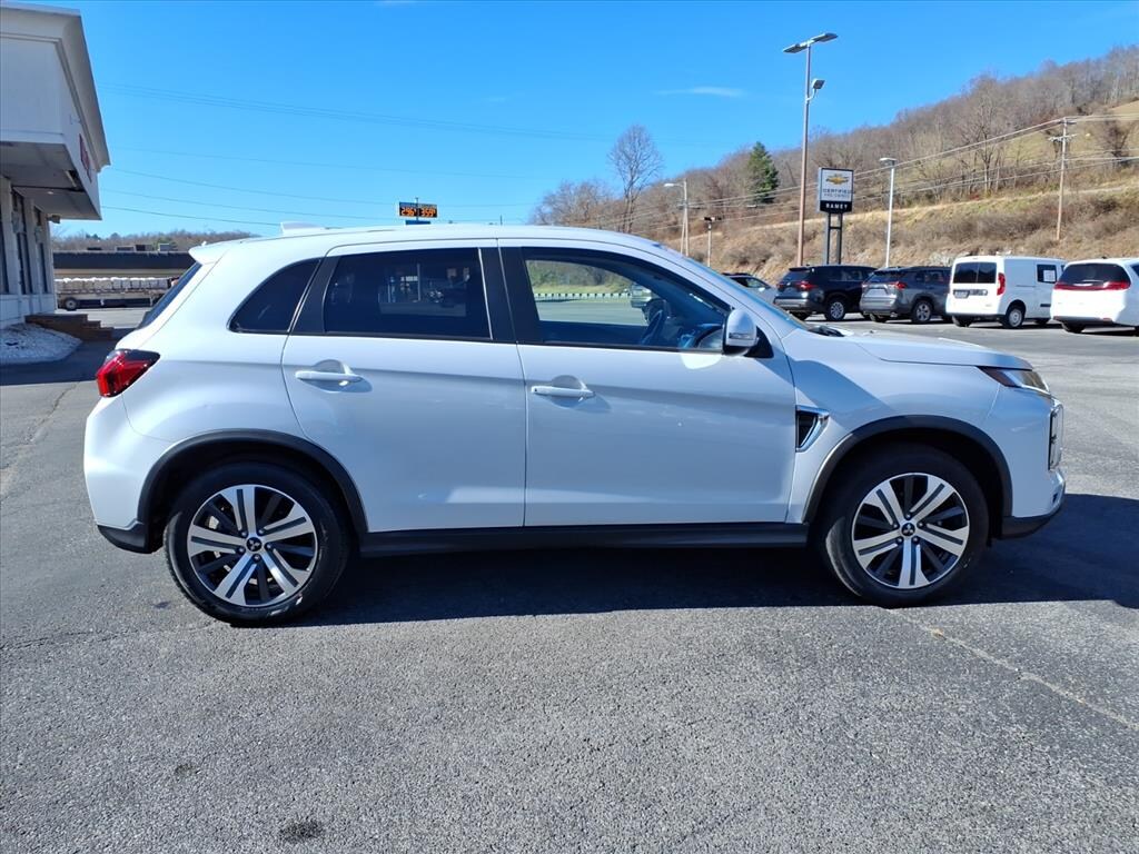 Used 2024 Mitsubishi Outlander Sport 2.0 SE SUV