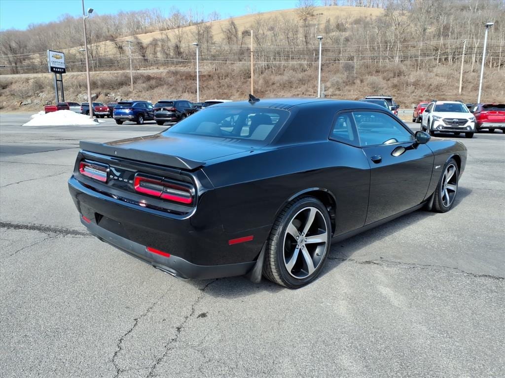 Used 2017 Dodge Challenger R/T Coupe