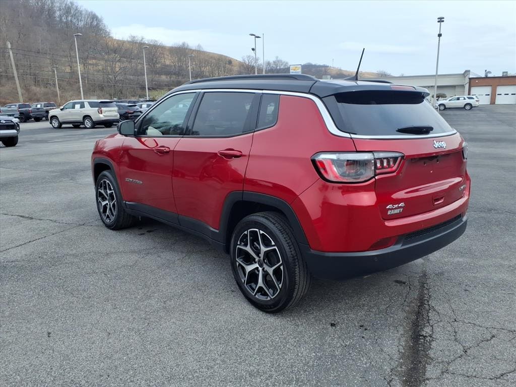 2025 Jeep Compass Limited - Photo 11