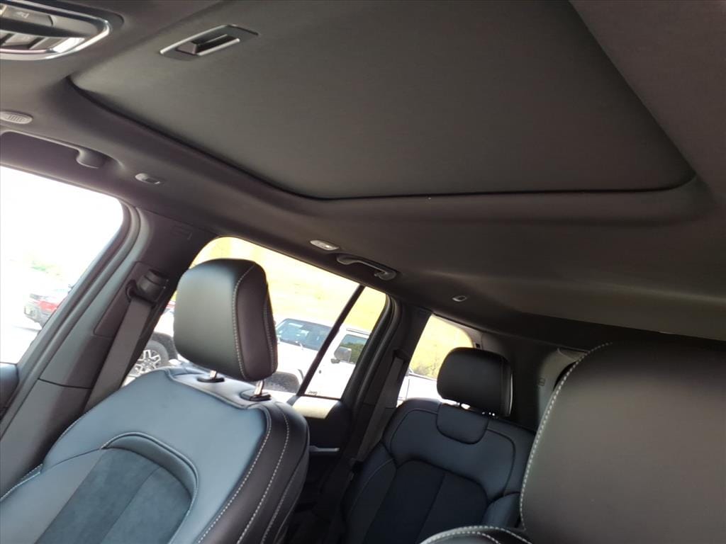 2026 Jeep Grand Cherokee Laredo - Photo 7