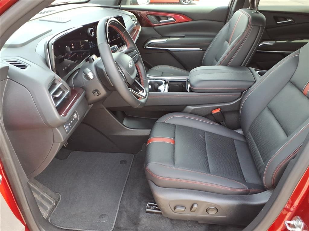 Used 2024 Chevrolet Traverse RS SUV