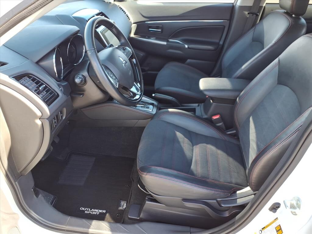 Used 2024 Mitsubishi Outlander Sport 2.0 SE SUV