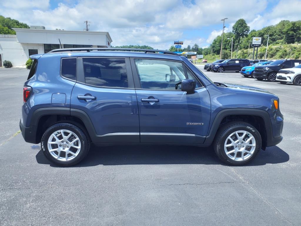 Used 2021 Jeep Renegade Latitude with VIN ZACNJDB12MPM10215 for sale in North Tazewell, VA