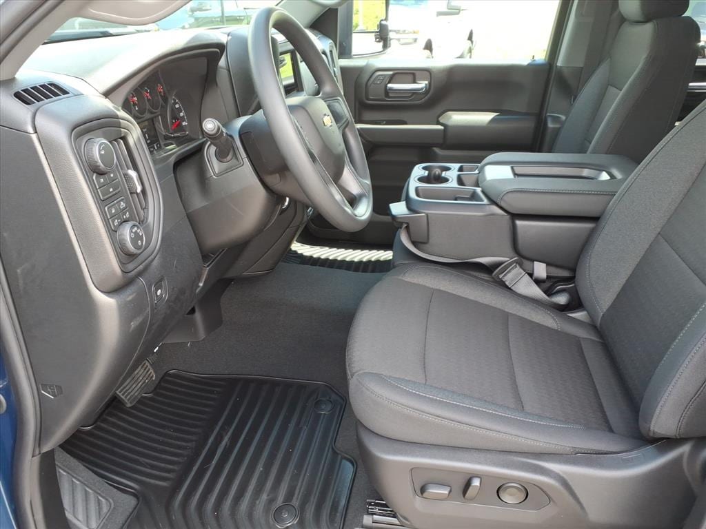 New 2026 Chevrolet Silverado 2500HD Custom Truck