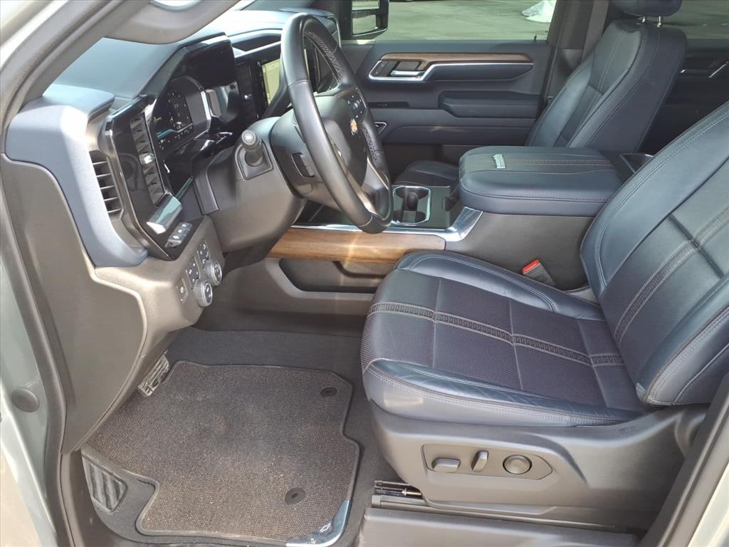 Used 2024 Chevrolet Silverado 2500HD High Country Truck