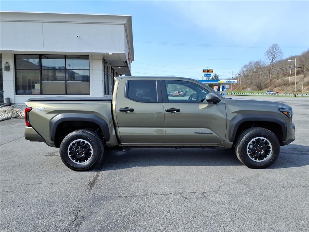 Used 2025 Toyota Tacoma TRD Off-Road Truck