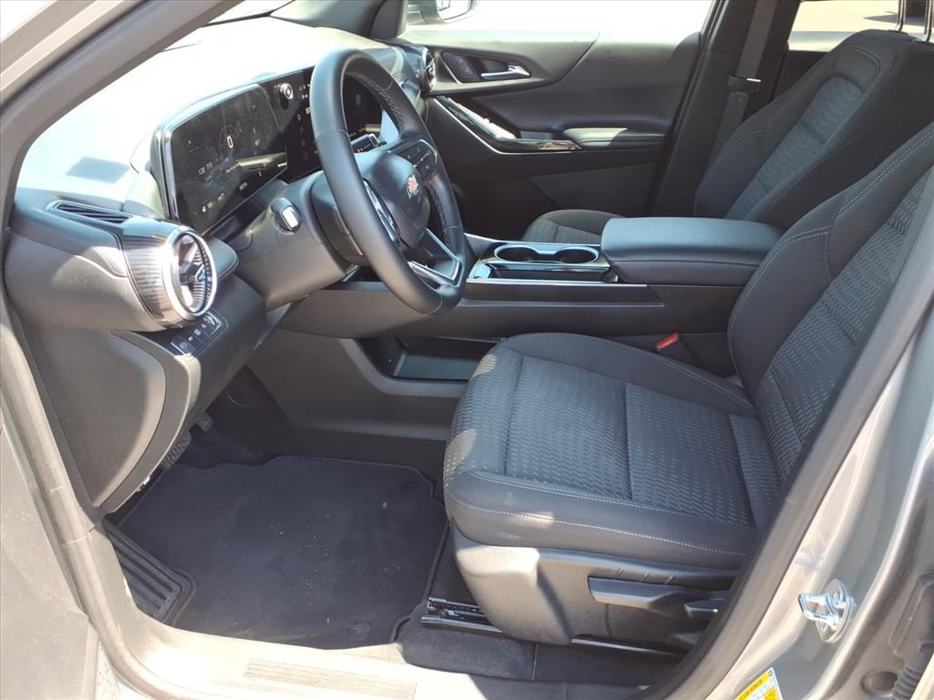 Used 2025 Chevrolet Equinox LT SUV