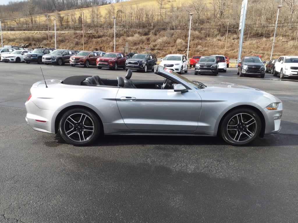 Used 2022 Ford Mustang EcoBoost Premium with VIN 1FATP8UH0N5119139 for sale in North Tazewell, VA