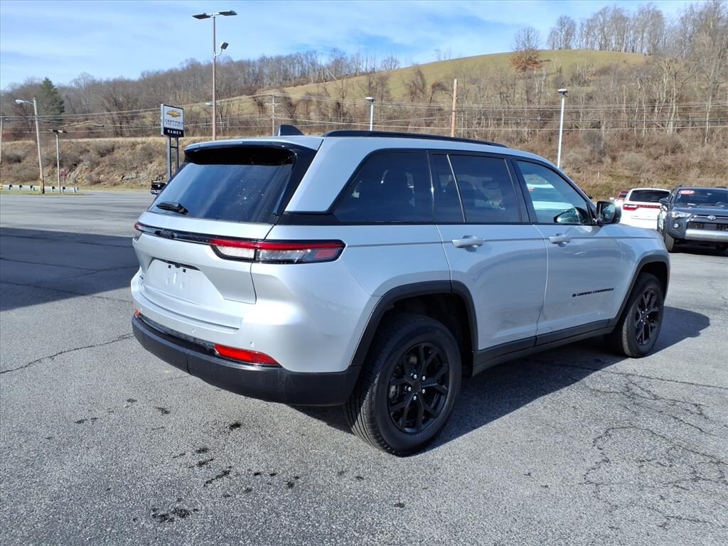 Used 2024 Jeep Grand Cherokee Altitude X SUV