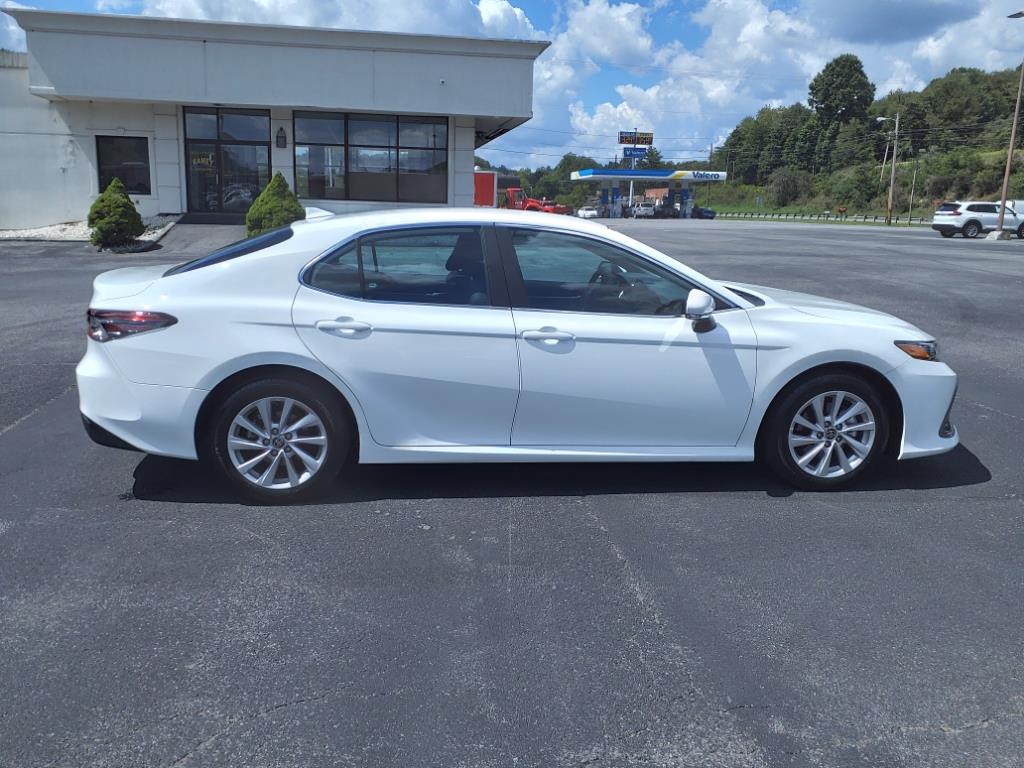 Used 2022 Toyota Camry LE with VIN 4T1C11BK4NU052533 for sale in North Tazewell, VA