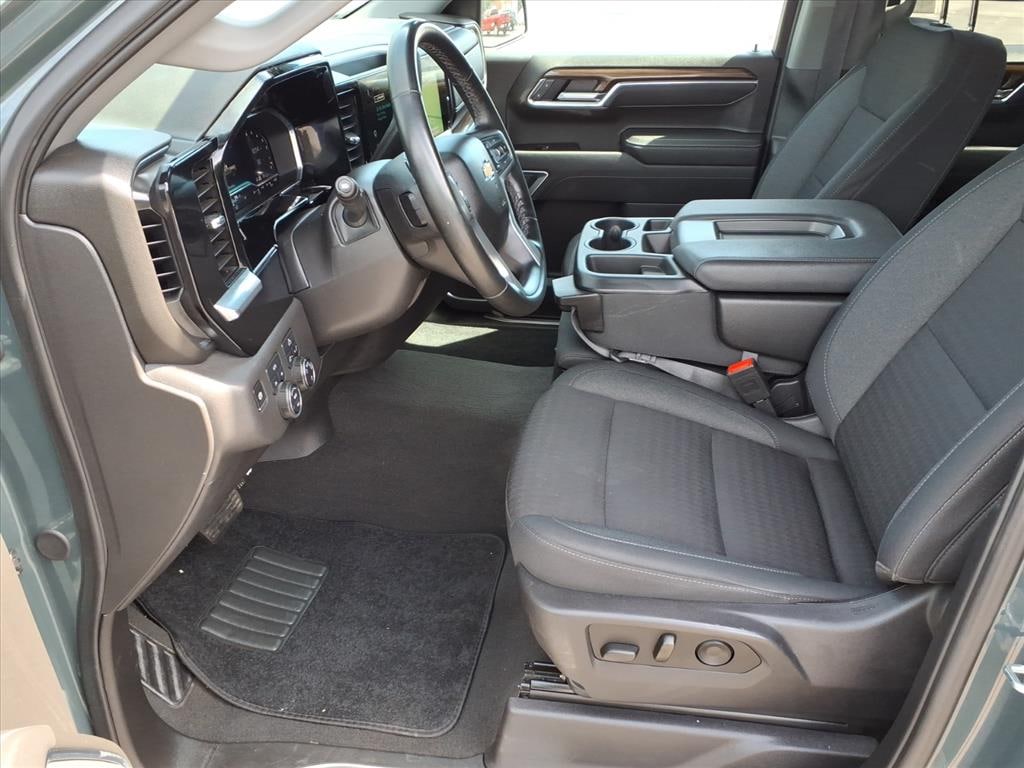 Used 2025 Chevrolet Silverado 1500 LT Truck