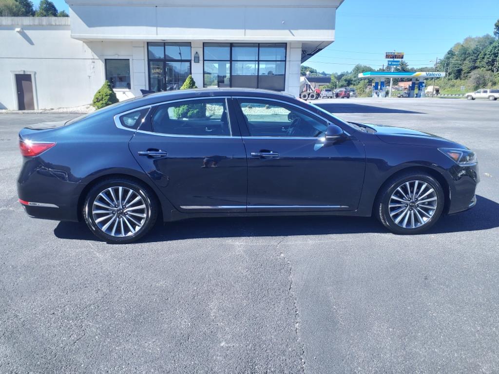 Used 2017 Kia Cadenza Technology with VIN KNALC4J1XH5060740 for sale in North Tazewell, VA