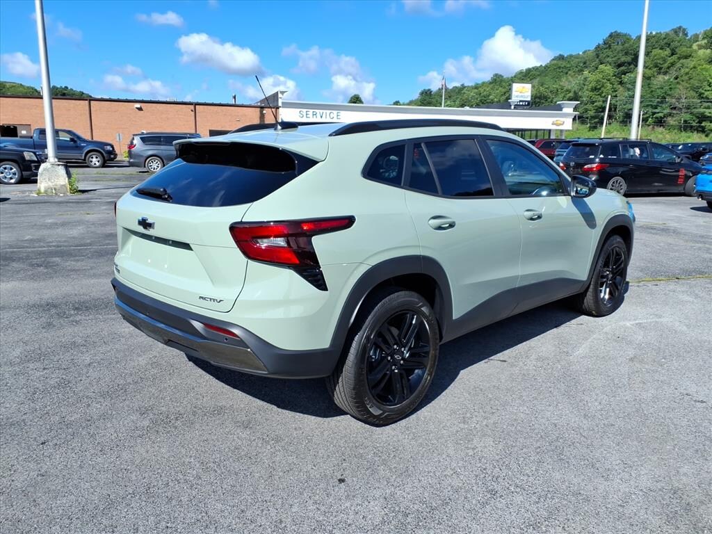 New 2026 Chevrolet Trax Activ SUV