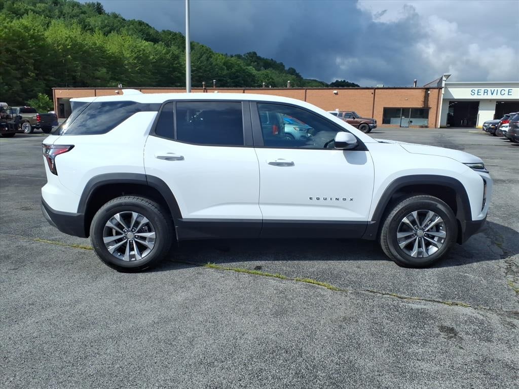 New 2027 Chevrolet Equinox LT SUV