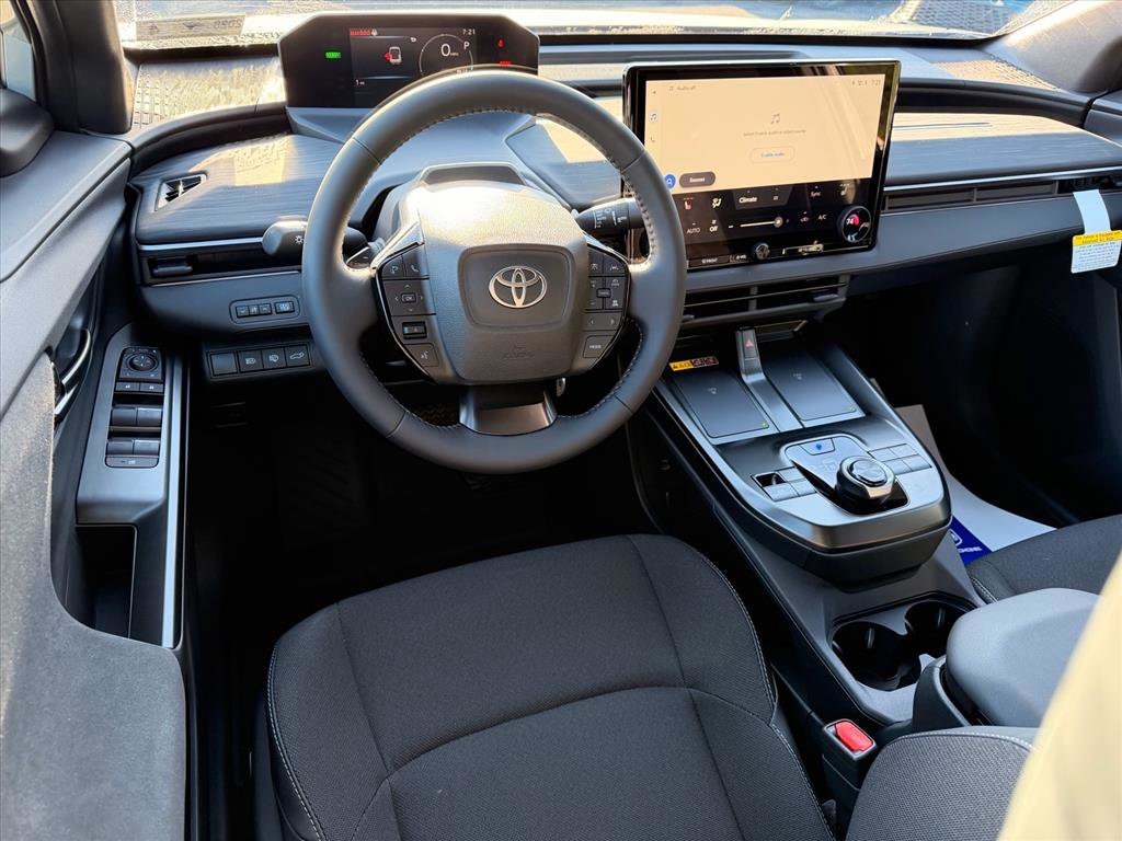 2026 Toyota C-HR SE - Photo 7
