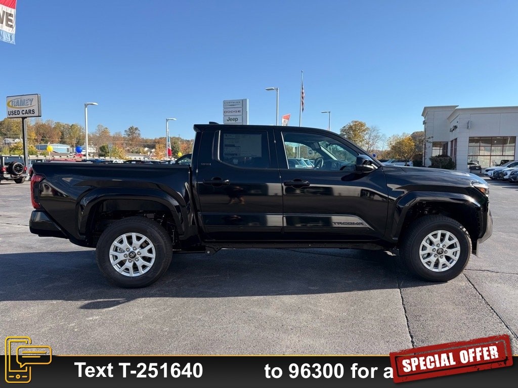 New 2025 Toyota Tacoma SR5 Truck Double Cab