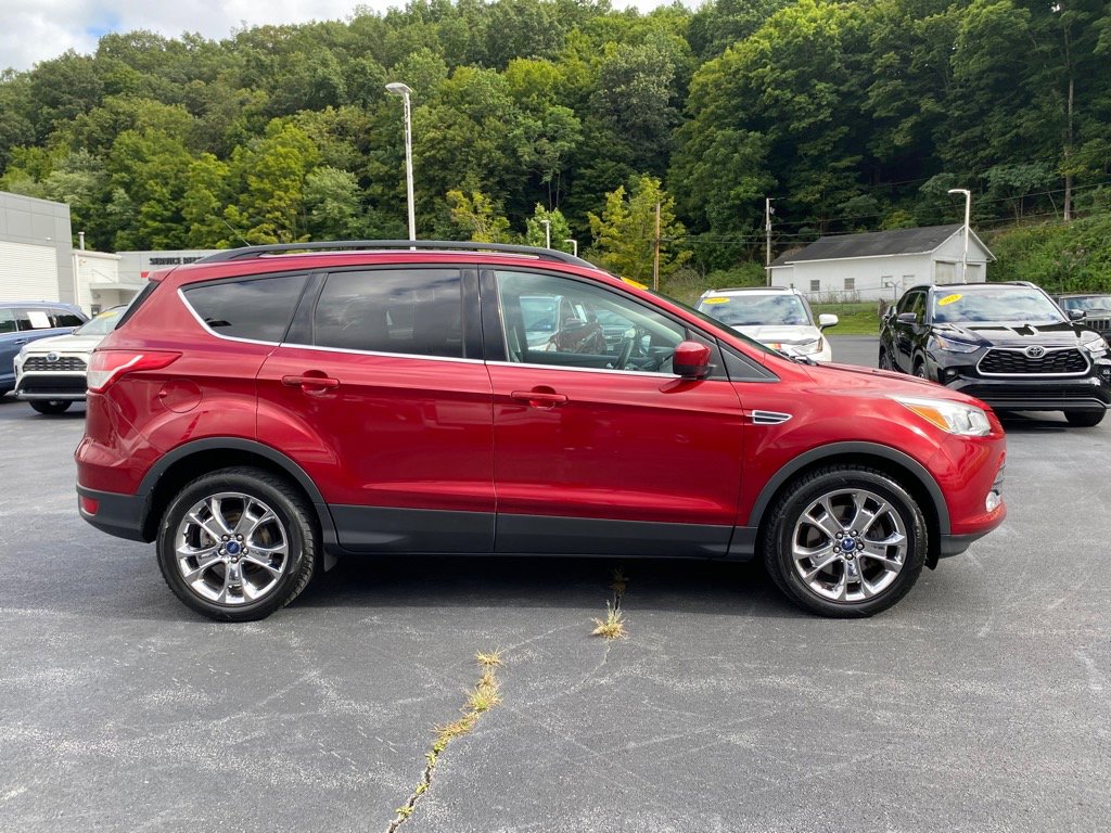 2015 Ford Escape SE photo 2