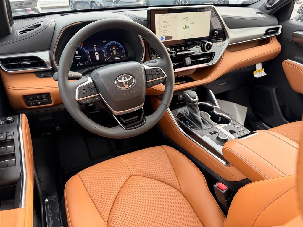 2026 Toyota Highlander Platinum - Photo 7