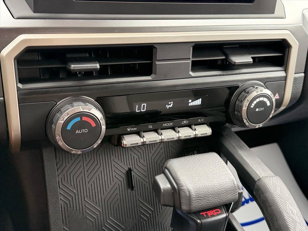 2025 Toyota Tacoma TRD Off Road - Photo 20