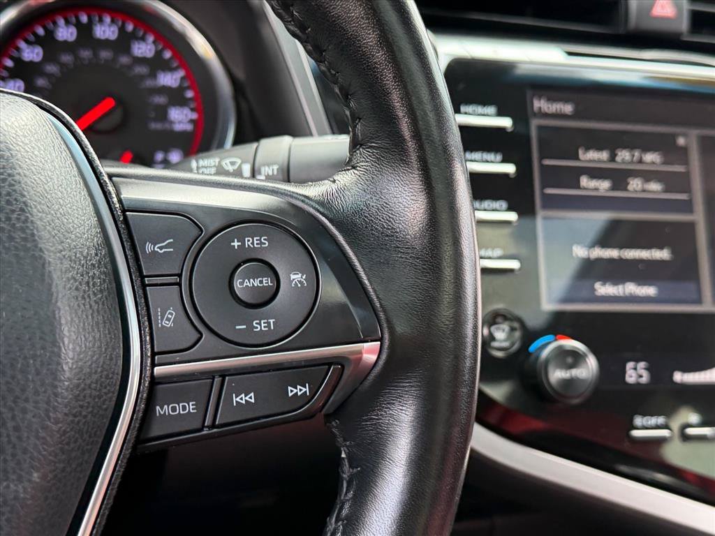 2020 Toyota Camry XSE - Photo 16