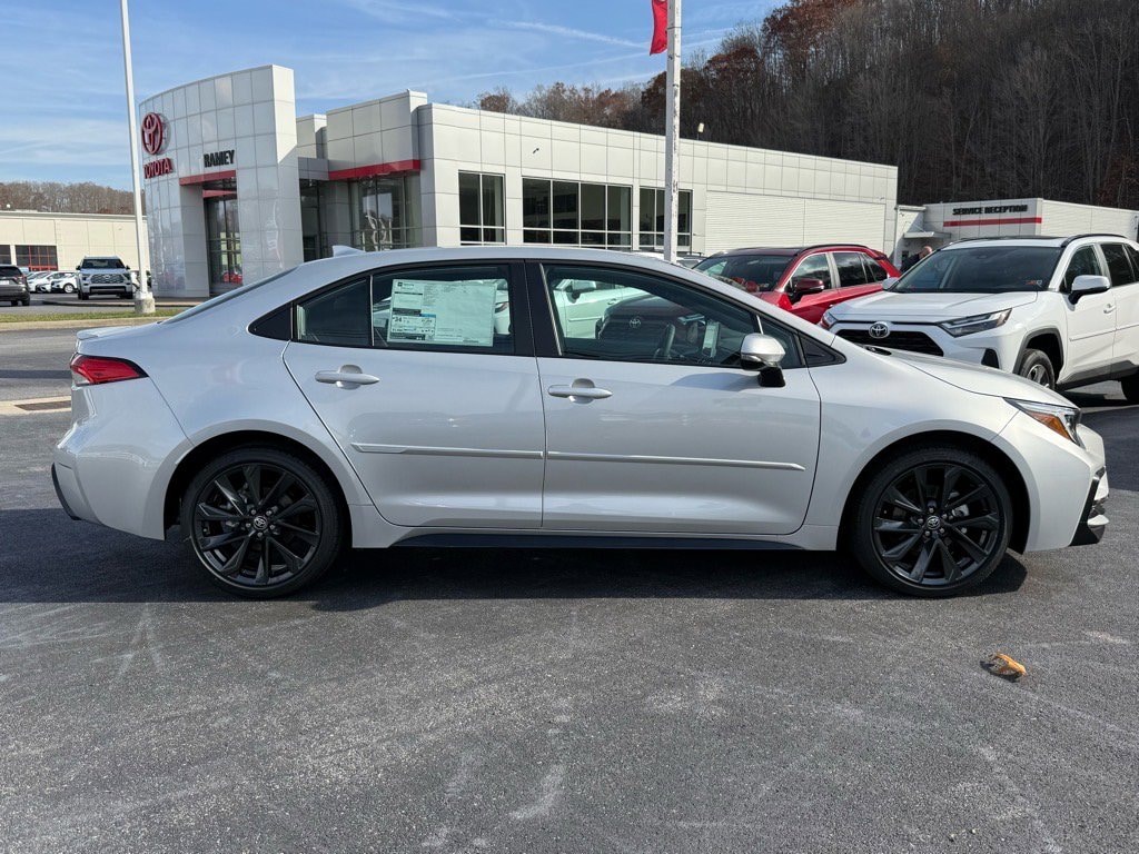 New 2026 Toyota Corolla SE Sedan