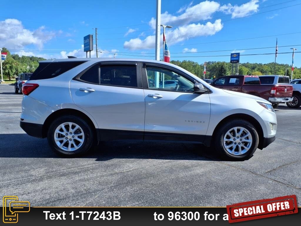 2020 Chevrolet Equinox LS photo 2