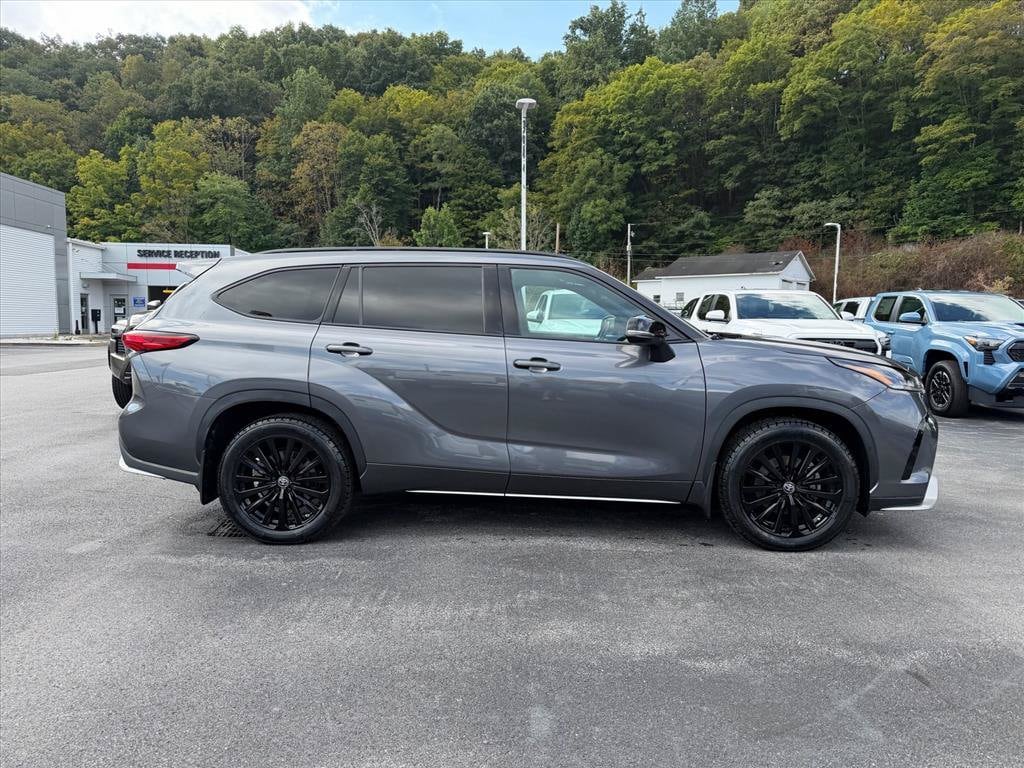 Used 2023 Toyota Highlander XSE Sport Utility
