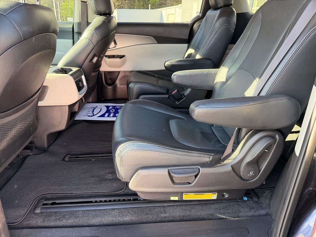 2023 Kia Carnival LX - Photo 12