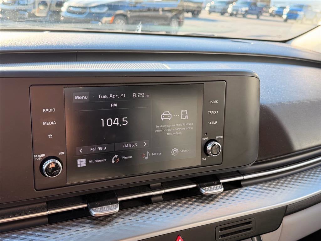 2023 Kia Carnival LX - Photo 18