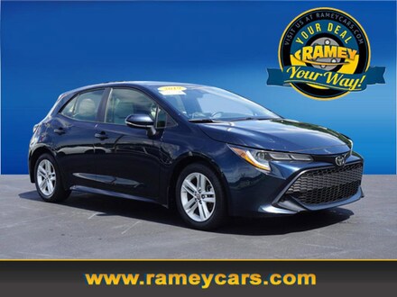 2019 Toyota Corolla Hatchback SE SE  Hatchback 6M