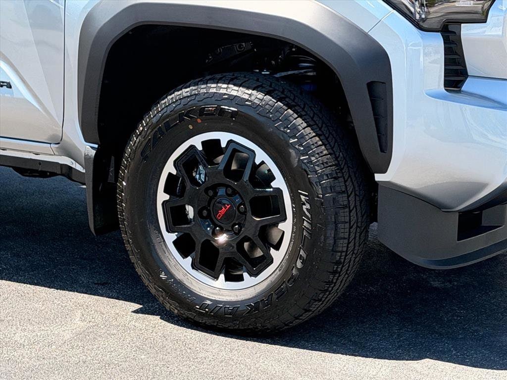 2026 Toyota Tacoma TRD Off Road - Photo 18