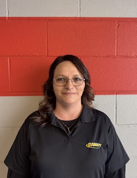 Staff member Thelma Chapman from ID_863be5