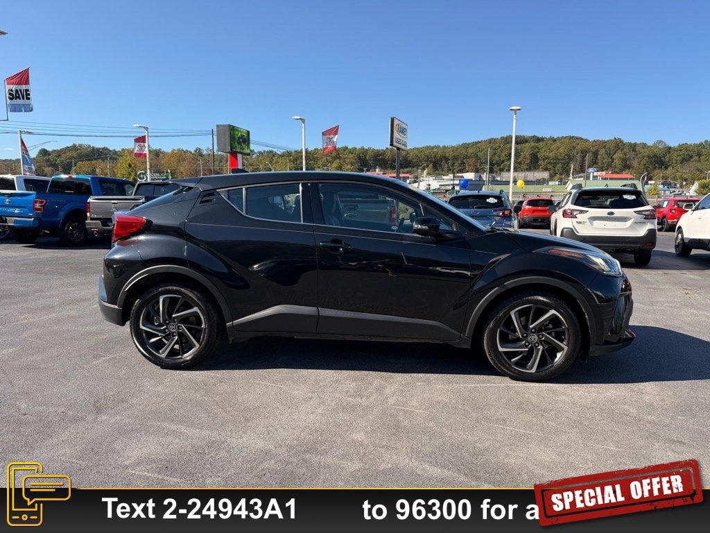2022 Toyota C-HR Limited photo 2