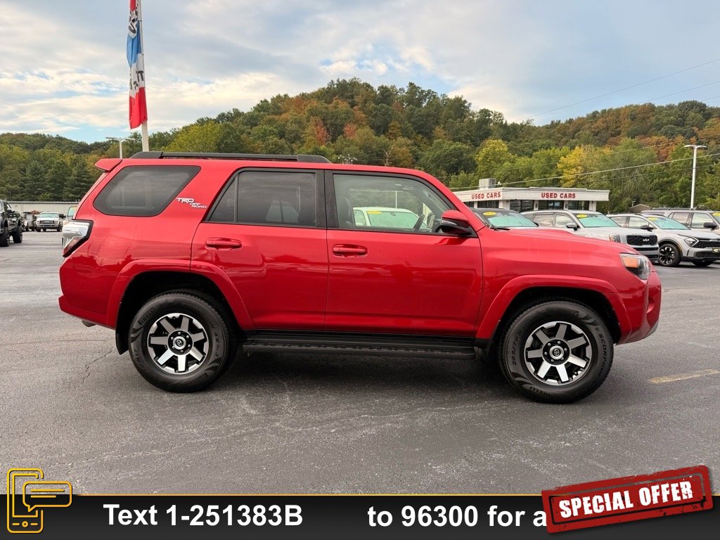 2021 Toyota 4Runner TRD Off-Road Premium photo 2