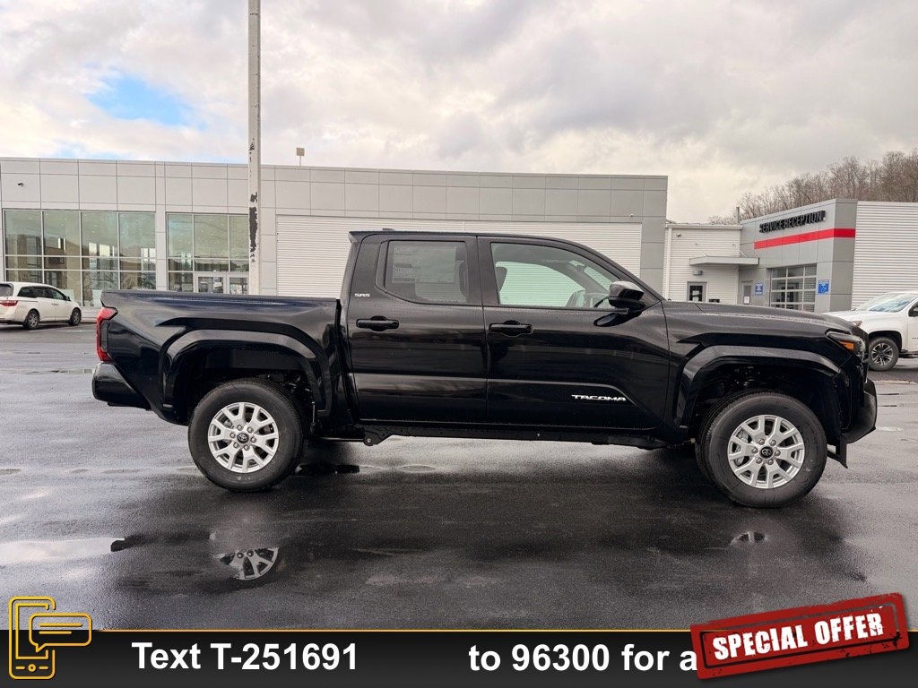 New 2025 Toyota Tacoma SR5 Truck Double Cab