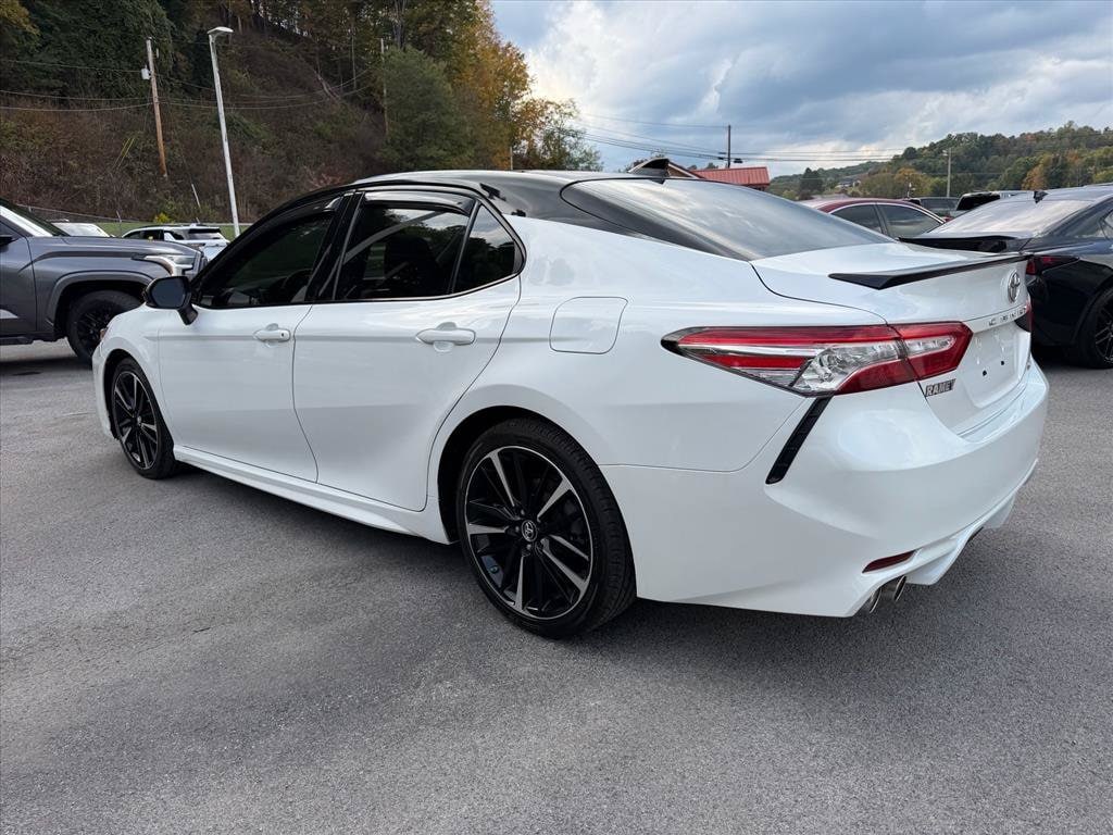 2020 Toyota Camry XSE - Photo 7