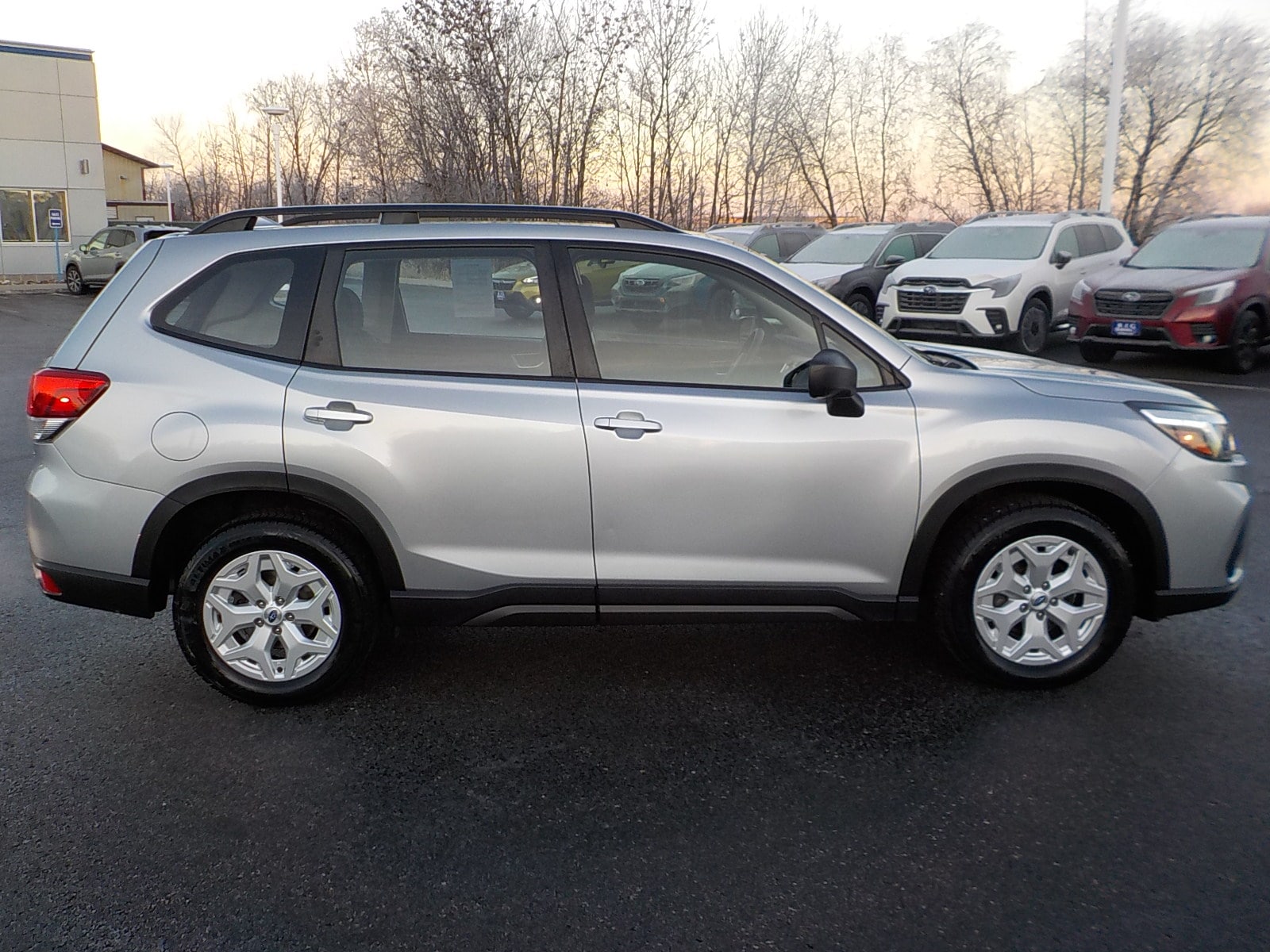 Used 2019 Subaru Forester  with VIN JF2SKACC1KH468372 for sale in Detroit Lakes, Minnesota