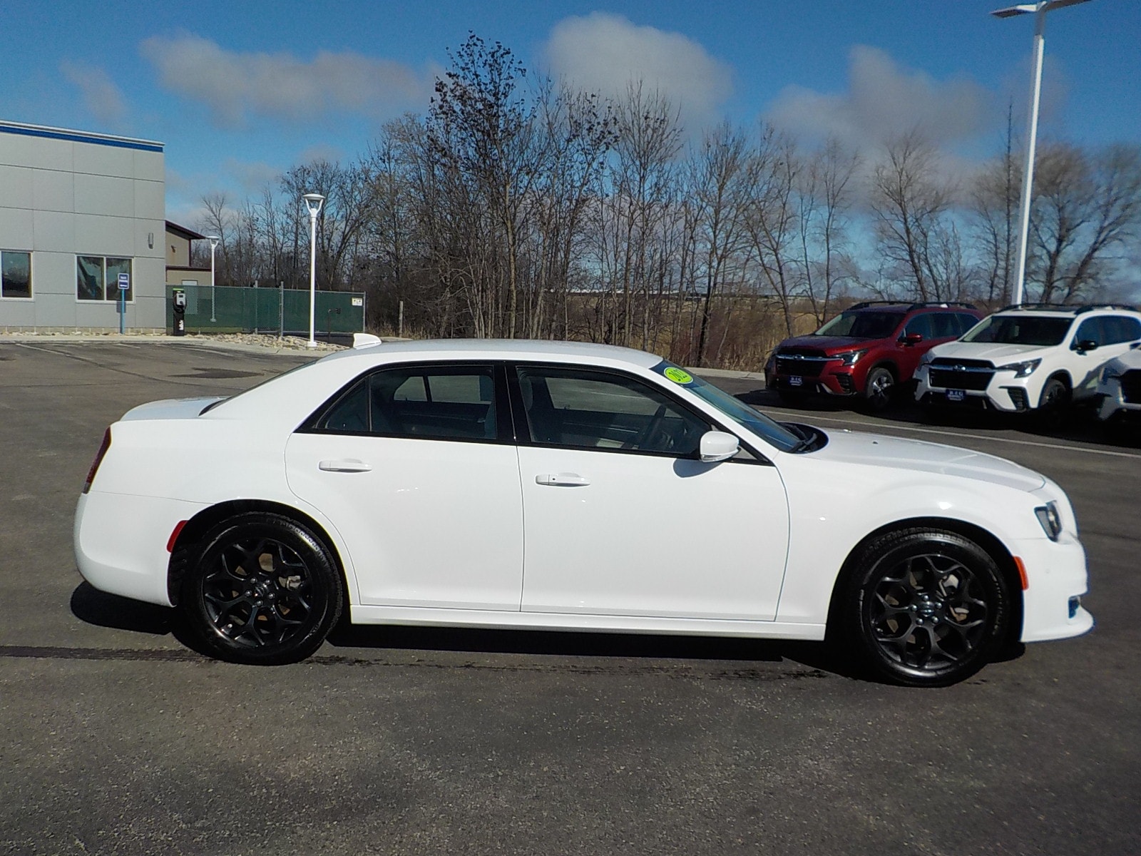 Used 2022 Chrysler 300 Touring L with VIN 2C3CCASG6NH203941 for sale in Detroit Lakes, Minnesota