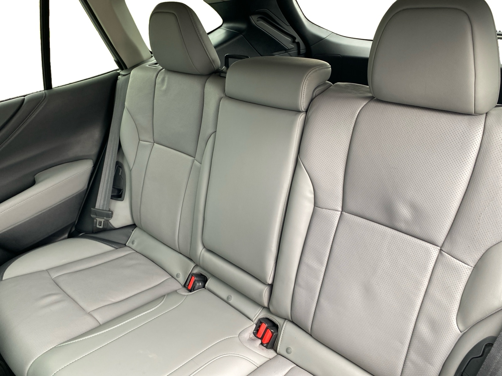 2025 Subaru Outback Limited - Photo 13