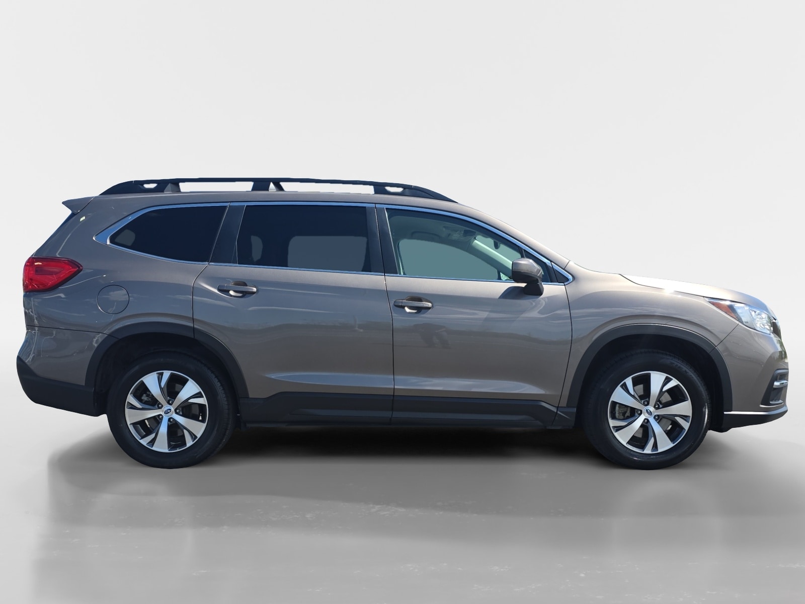 Used 2022 Subaru Ascent Premium with VIN 4S4WMAED8N3448889 for sale in Detroit Lakes, Minnesota