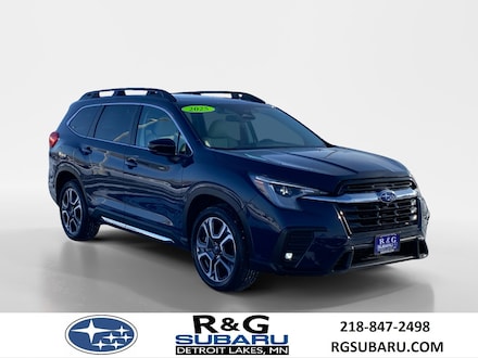 2025 Subaru Ascent Limited, LOW MILES, Option 32 SUV