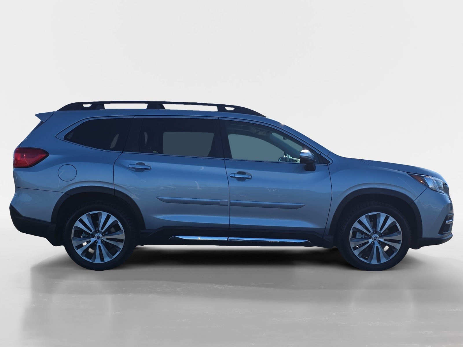 Certified 2022 Subaru Ascent Touring with VIN 4S4WMARD4N3439858 for sale in Detroit Lakes, Minnesota