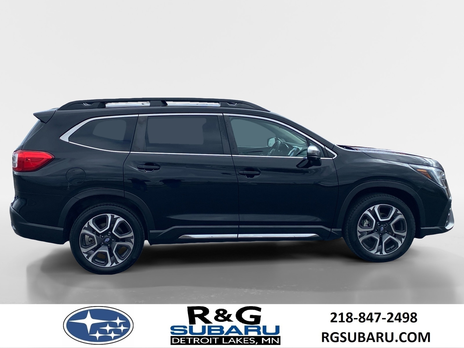 Used 2023 Subaru Ascent Limited with VIN 4S4WMAUD8P3425133 for sale in Detroit Lakes, Minnesota