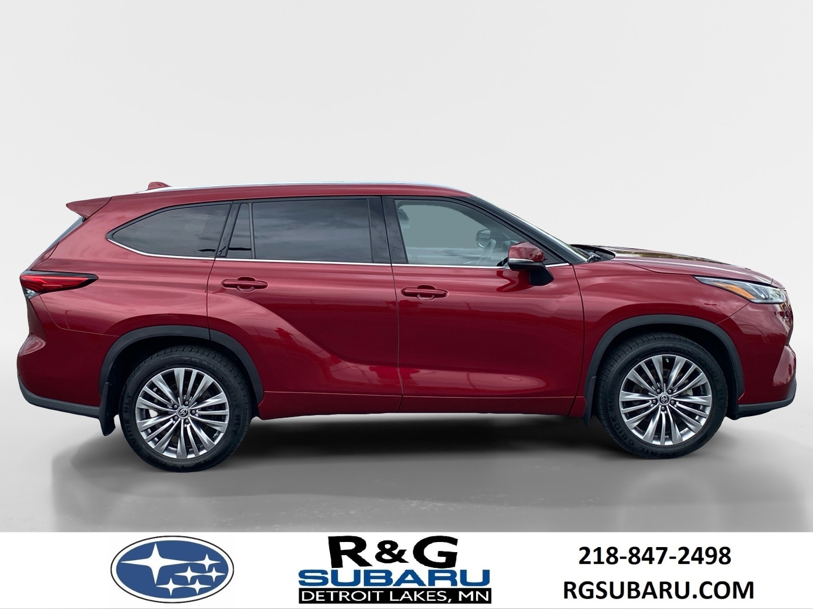Used 2021 Toyota Highlander Platinum with VIN 5TDFZRBH3MS150341 for sale in Detroit Lakes, Minnesota
