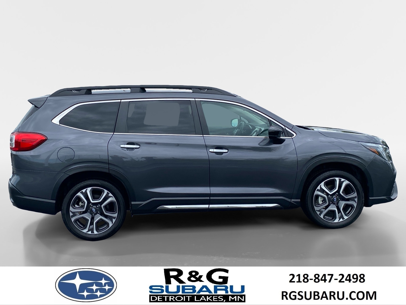 Used 2024 Subaru Ascent Touring with VIN 4S4WMAWD1R3445319 for sale in Detroit Lakes, Minnesota
